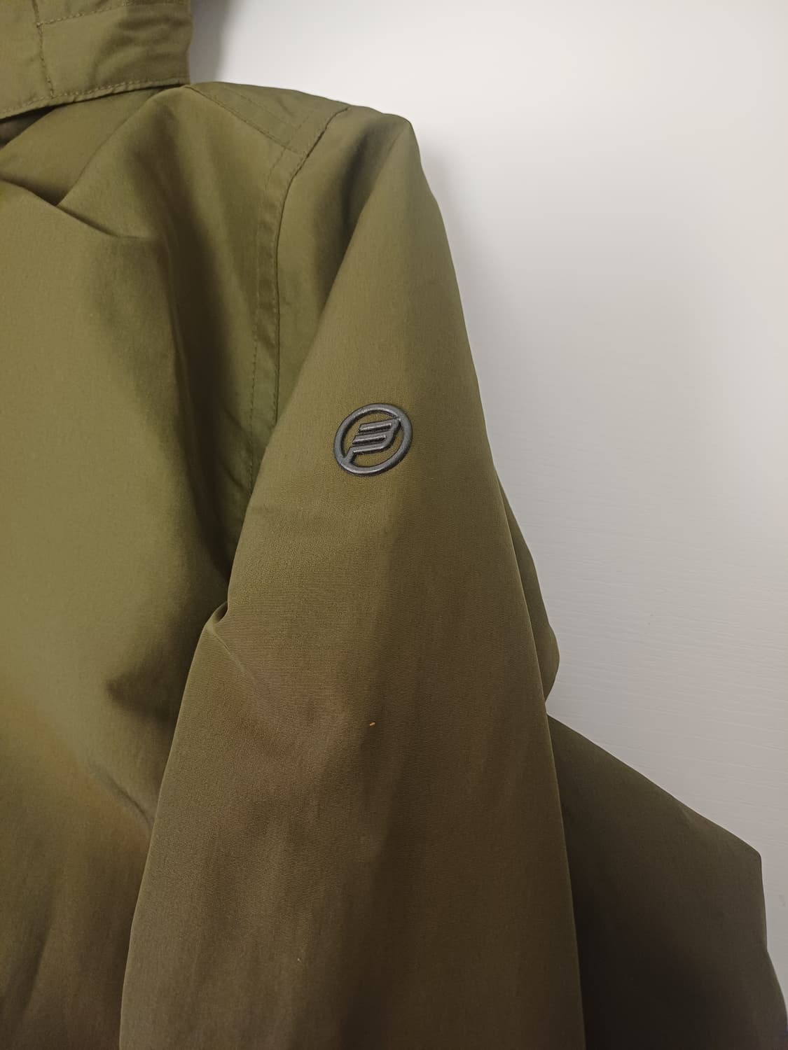 [급매/S급] 빈폴스포츠 정품 후드 바람막이 카키 (110/2XL) 상품이미지7