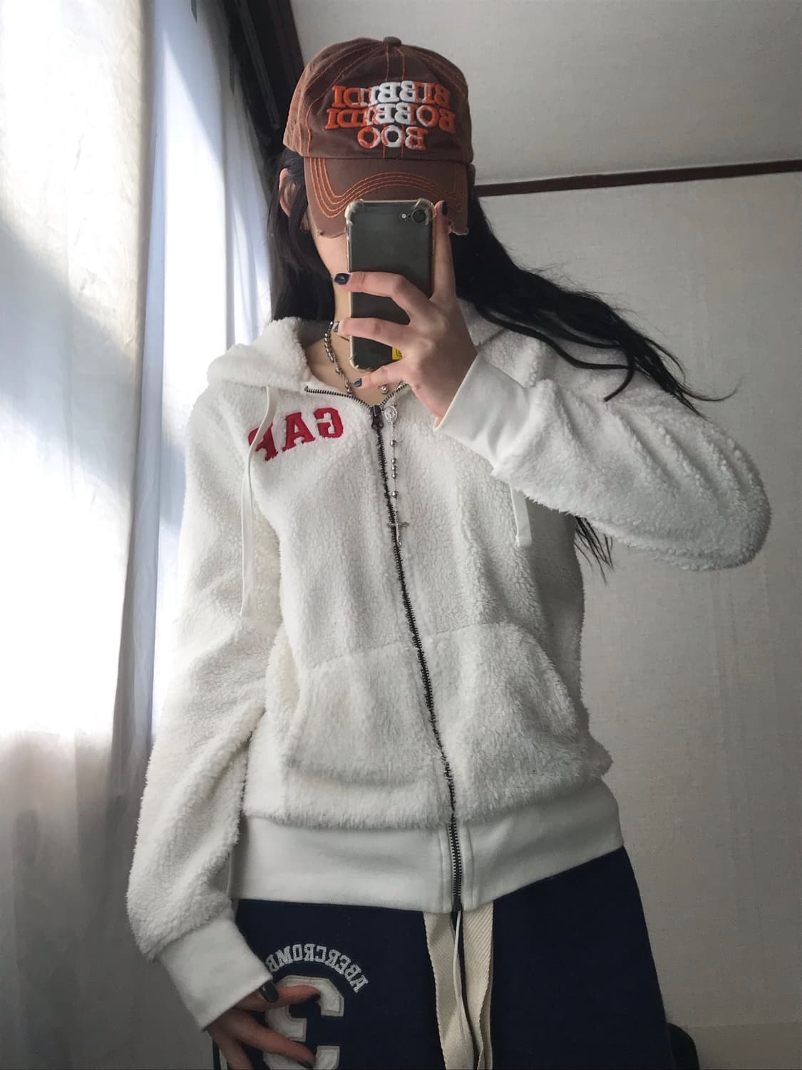 갭 화이트 후리스 후드집업 상품이미지1