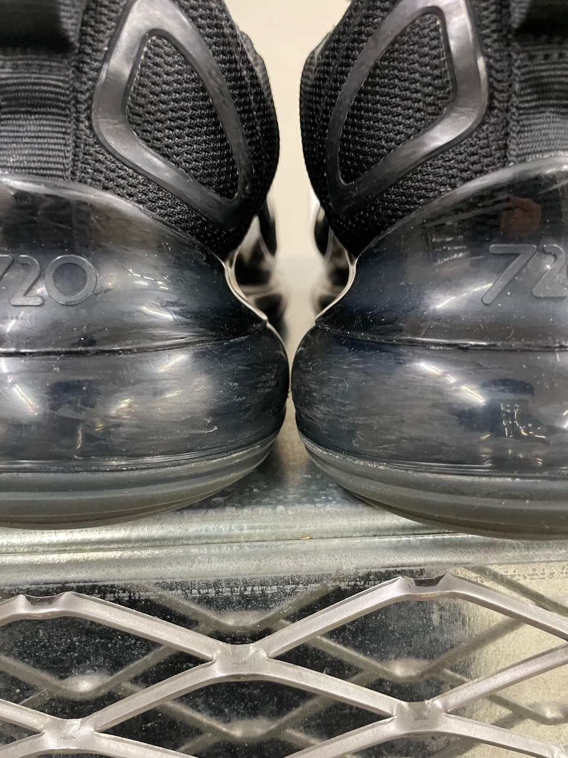 나이키 에어맥스 720 트리플 블랙 265 (gr-4258) 상품이미지9