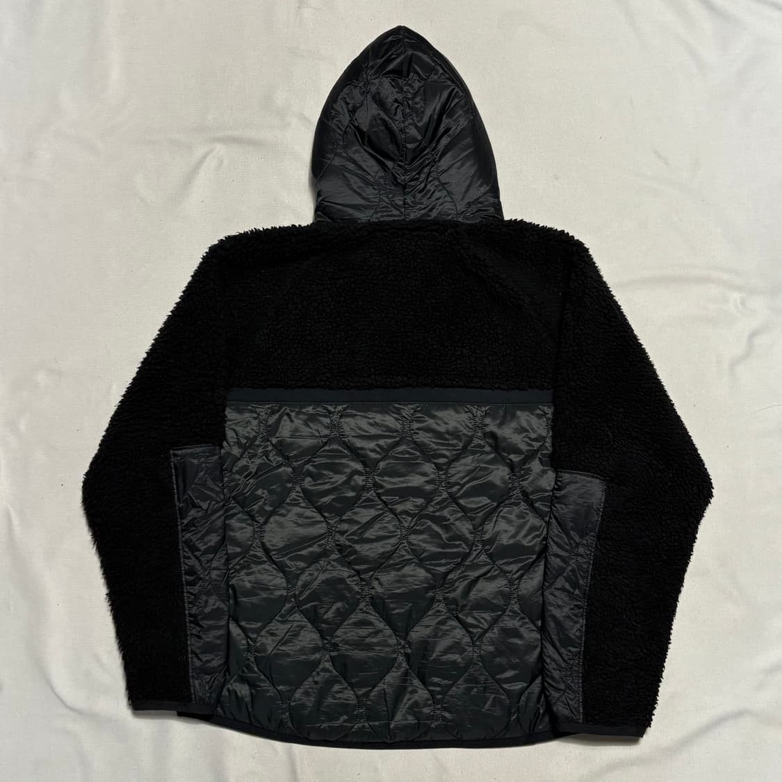 XL 나이키 블랙 그린 배색 셰르파 플리스 상품이미지3