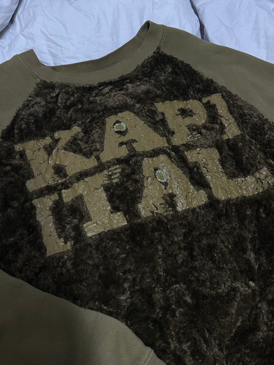 KAPITAL 캐피탈 퍼 그리즐리 스웻 상품이미지1