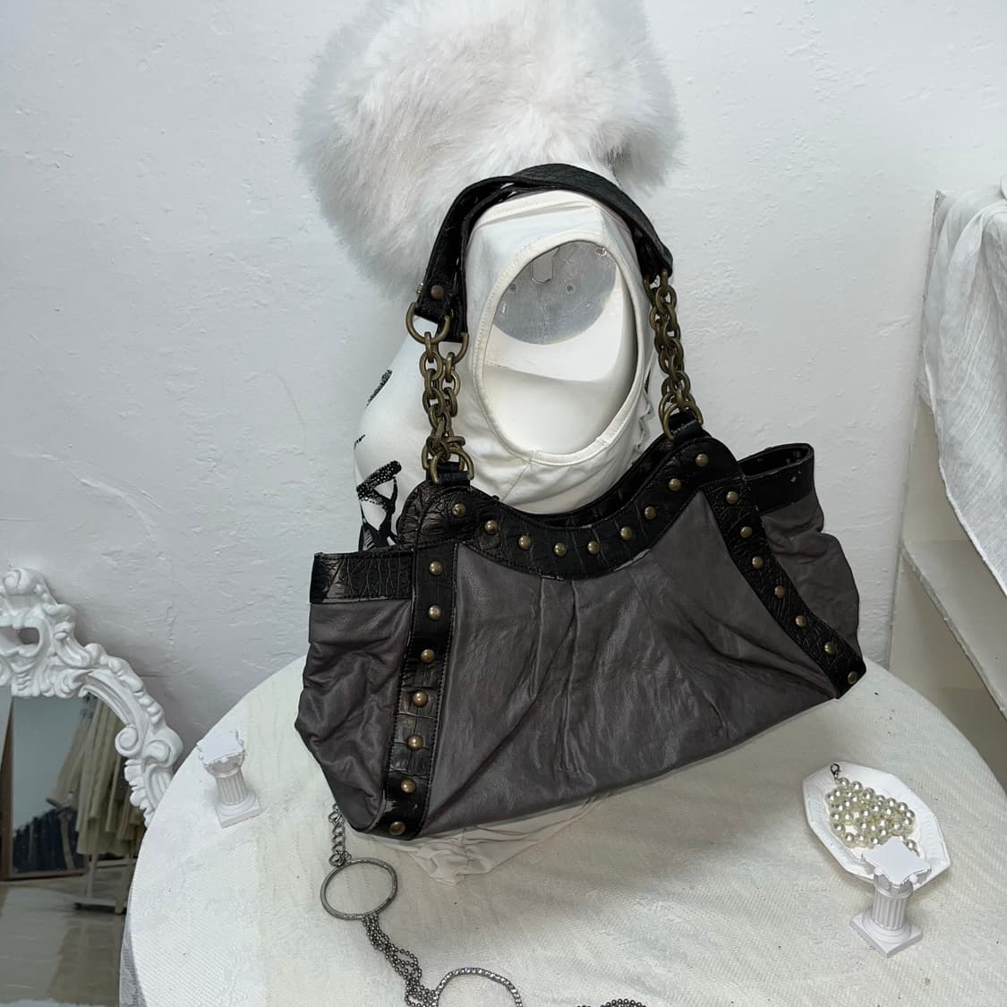 빈티지 토프 브라운 스터드백 상품이미지1