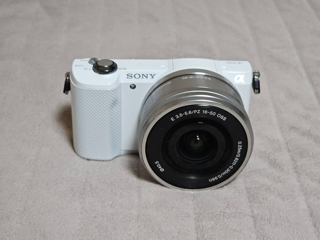 소니 A5000 미러리스 카메라 상품이미지1