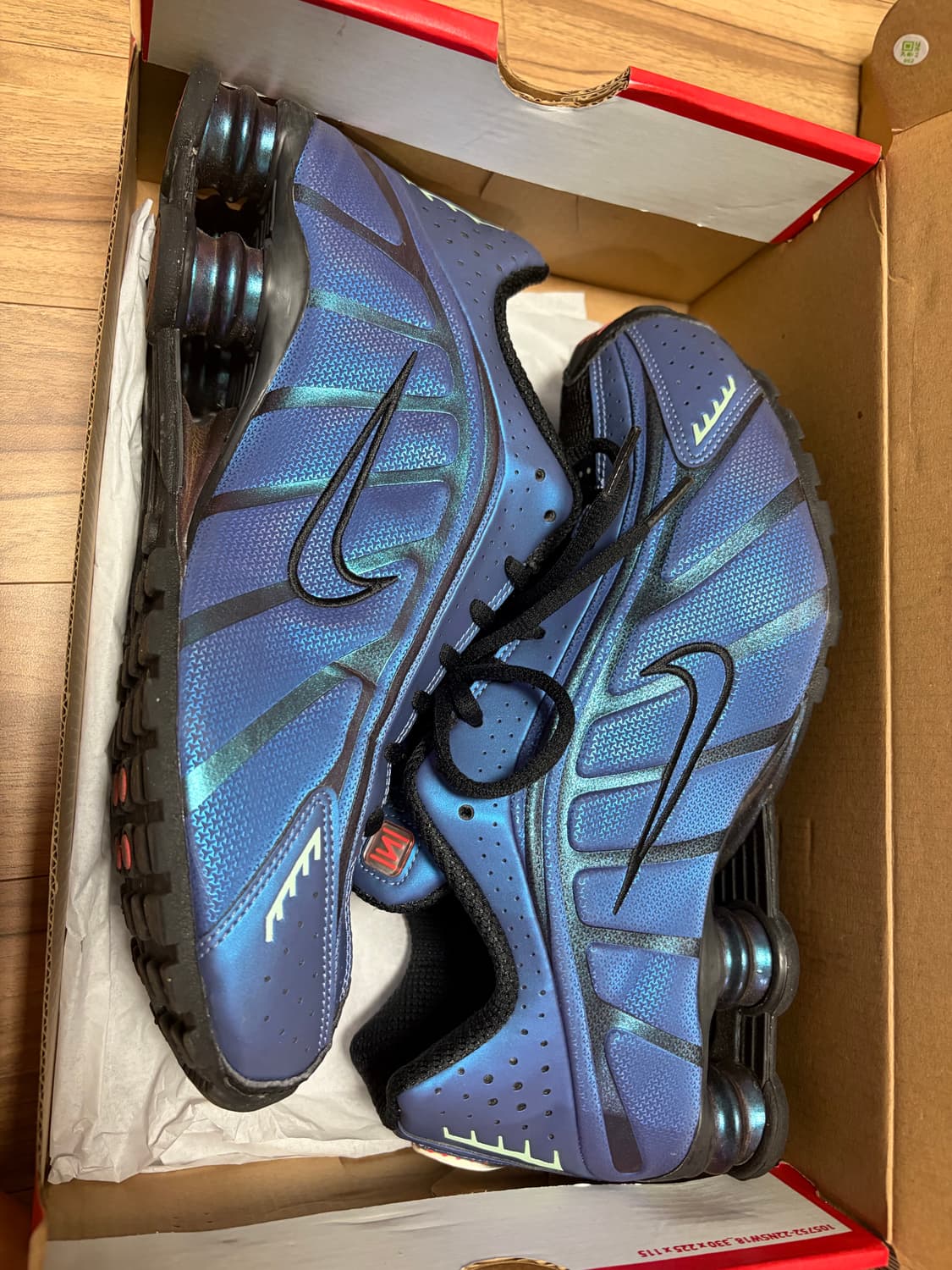 나이키 샥스r4 270 상품이미지1