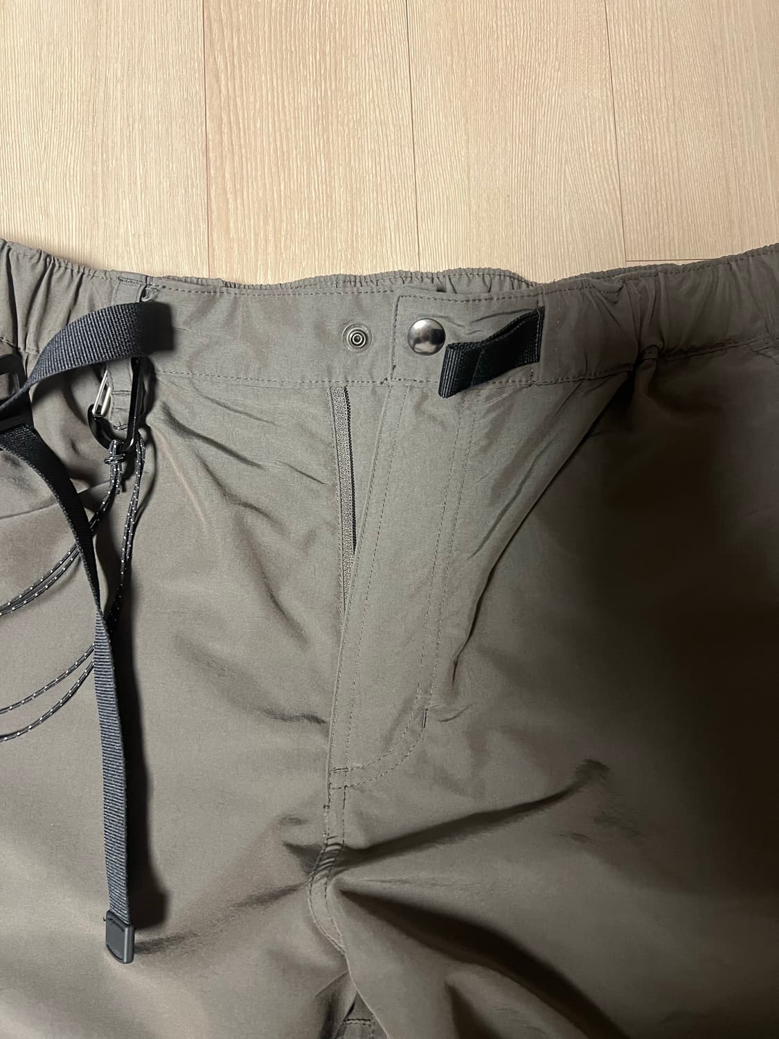 무탠다드 시티 레저 NP 사이드 지퍼 파라슈트 팬츠 [머드 그레이 상품이미지4