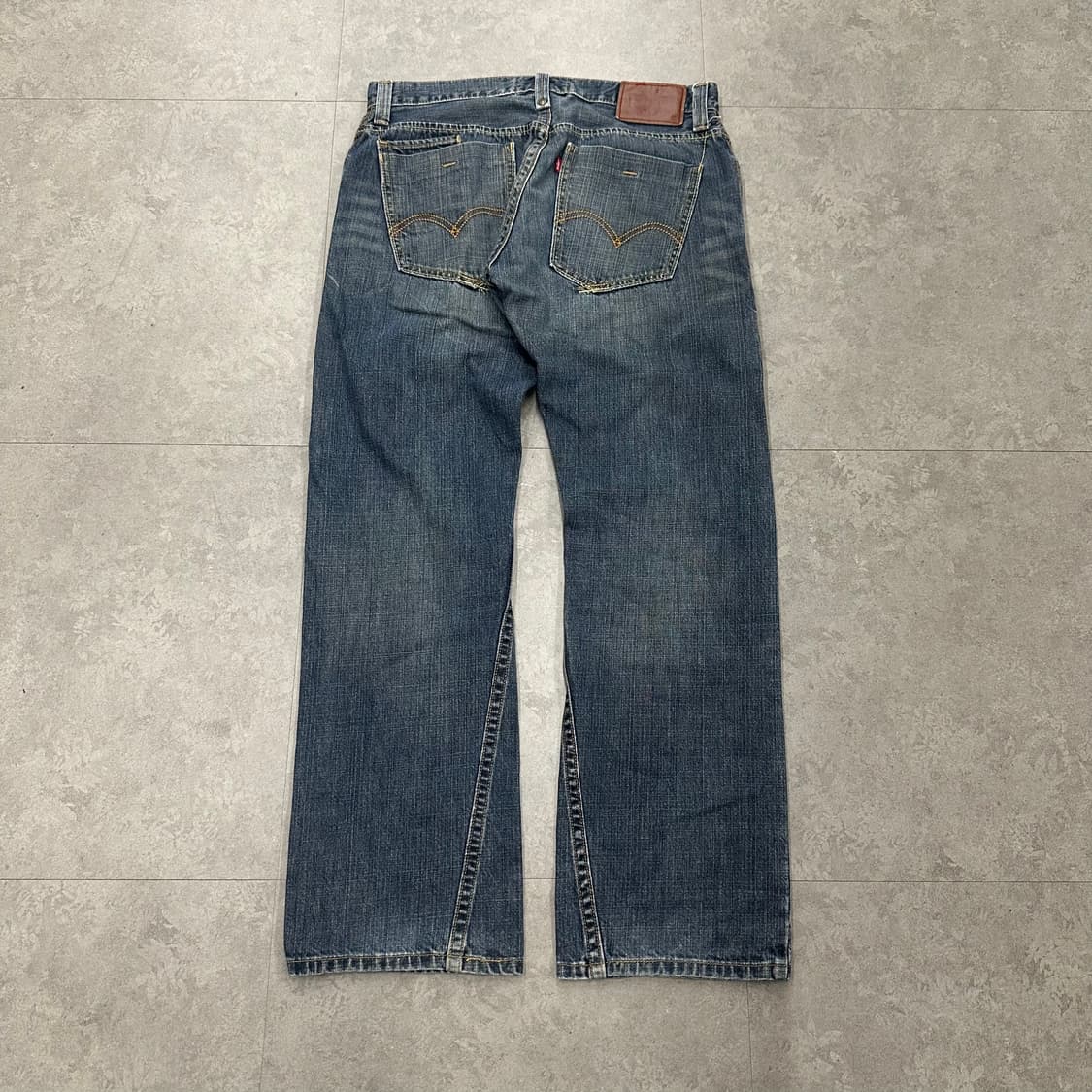 33 리바이스 514 남자 워싱 데님 청바지 상품이미지3