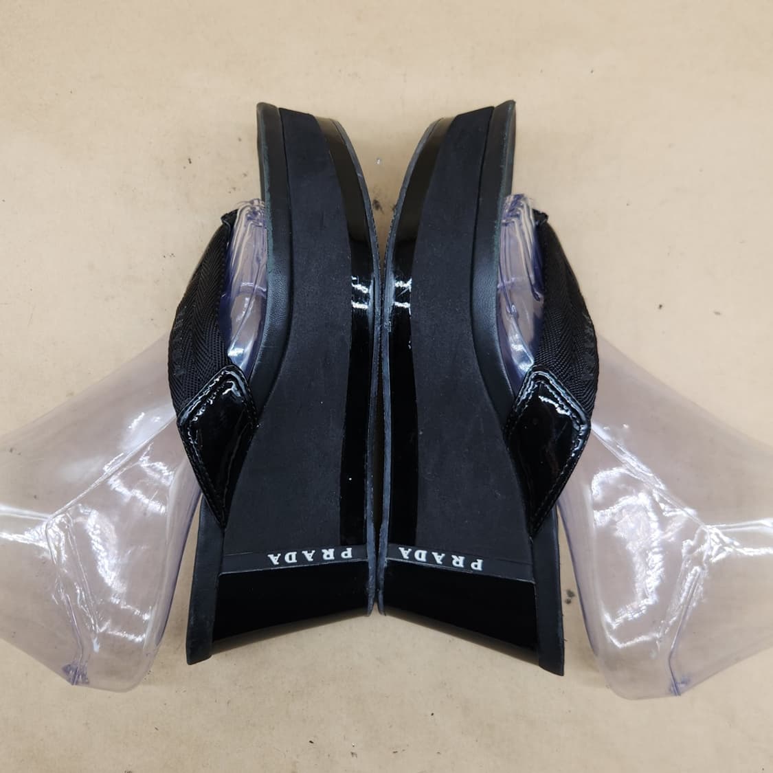 프라다 블랙 웨지 샌들 36 230 굽8 상품이미지5