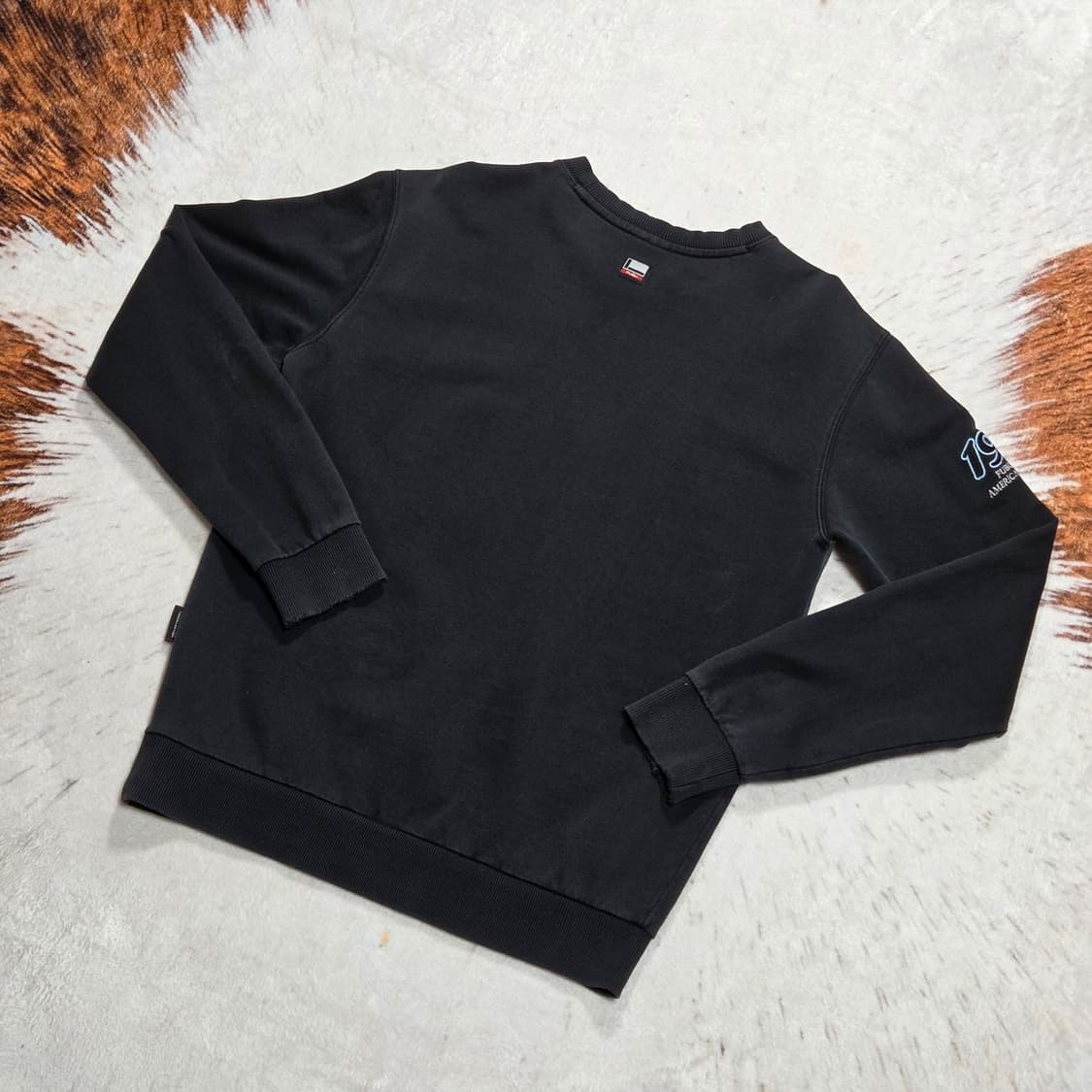 후부 올드스쿨 블랙 맨투맨 상품이미지4