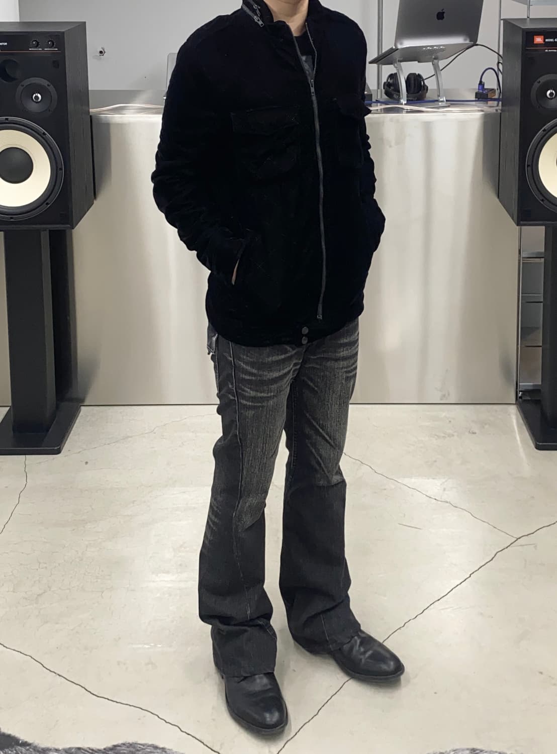 디스커버드 벨루어 퀼티드 자켓 상품이미지2