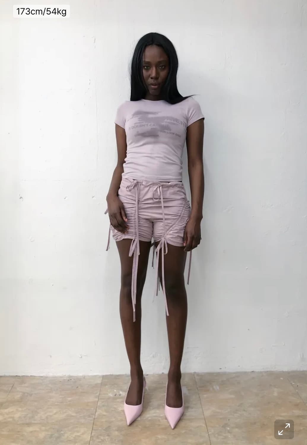 나체 STRAP SHIRRING SHORTS DUSTY PINK 상품이미지3