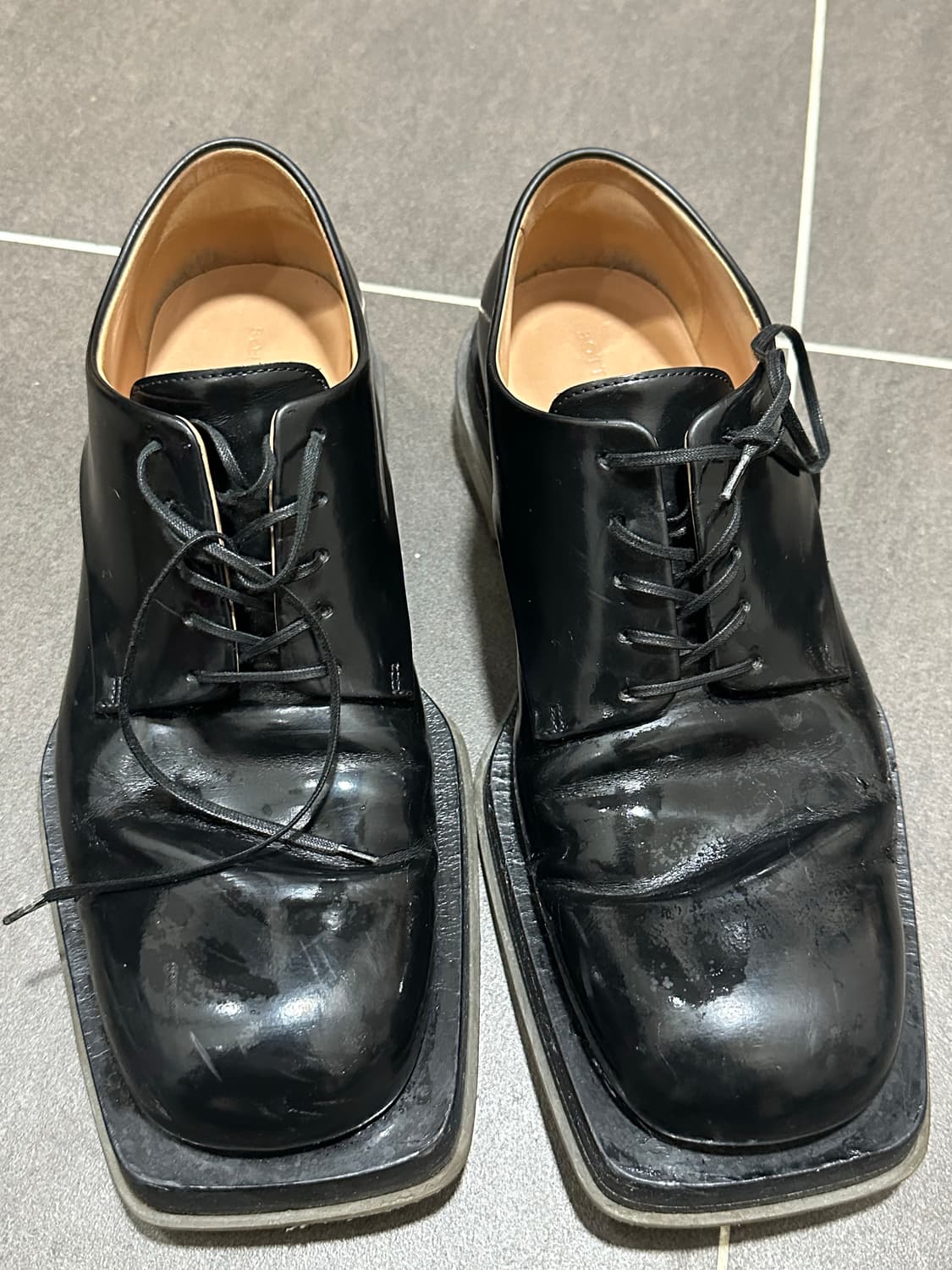 보테가베네타 아이스솔 스퀘어토 더비 44 상품이미지3