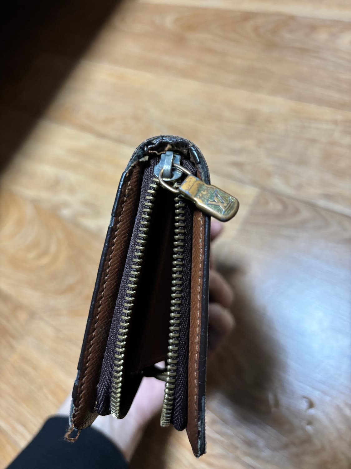 루이비통 모노그램 지퍼 장지갑 상품이미지7