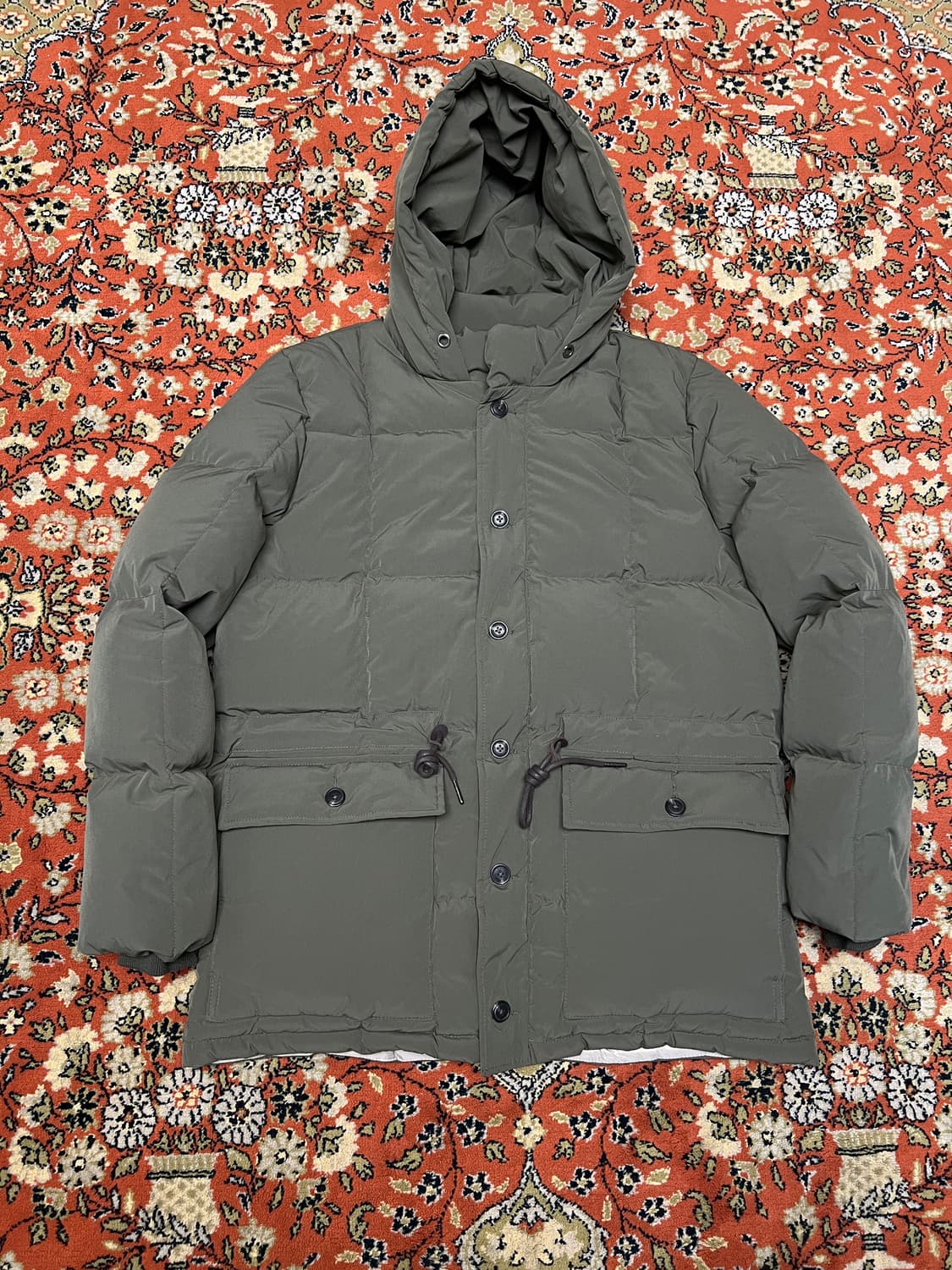 [L] 에디바우어 카라코람 구스 패딩 카키그레이 상품이미지1