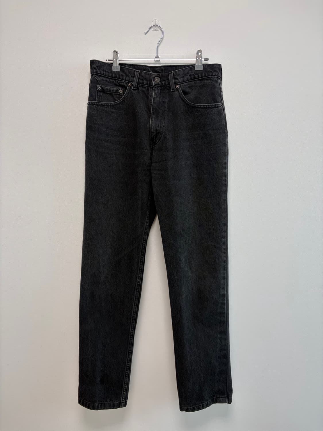 리바이스 506 흑청 데님 상품이미지1