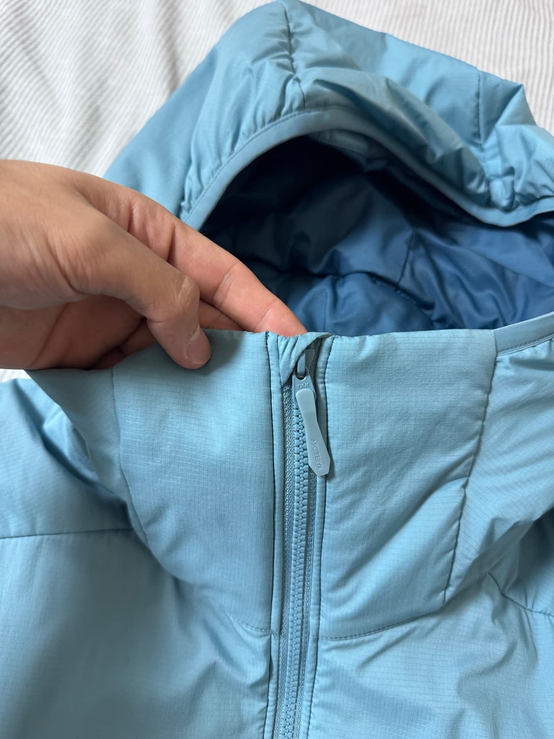 (SS급) 아크테릭스 아톰 LT 후디 솔레스 상품이미지7