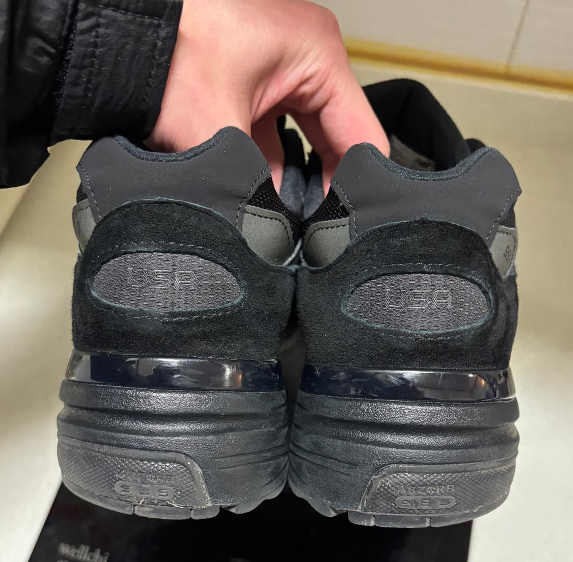 뉴발란스 992 코어블랙 280 상품이미지2