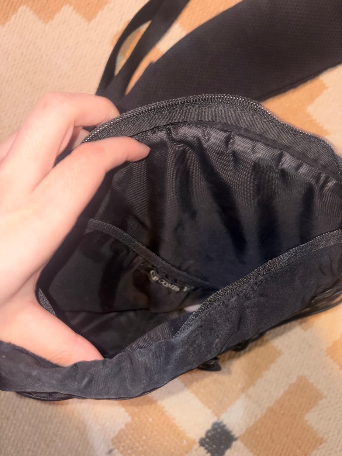 C.P. Company Nylon B Lens Crossbody Pac 상품이미지3
