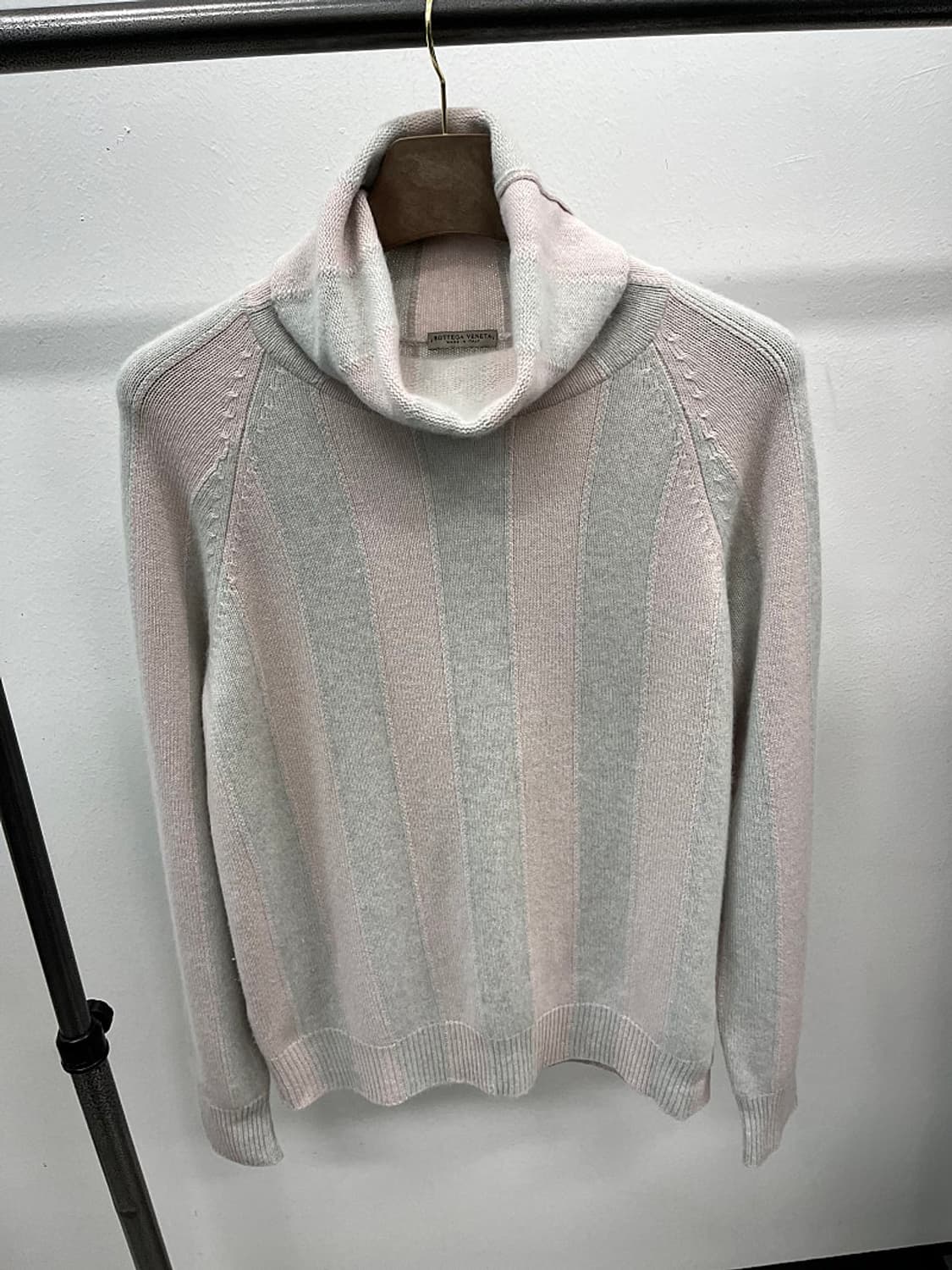 여) 보테가베네타 베이비핑크 캐시미어100% 니트 상품이미지4