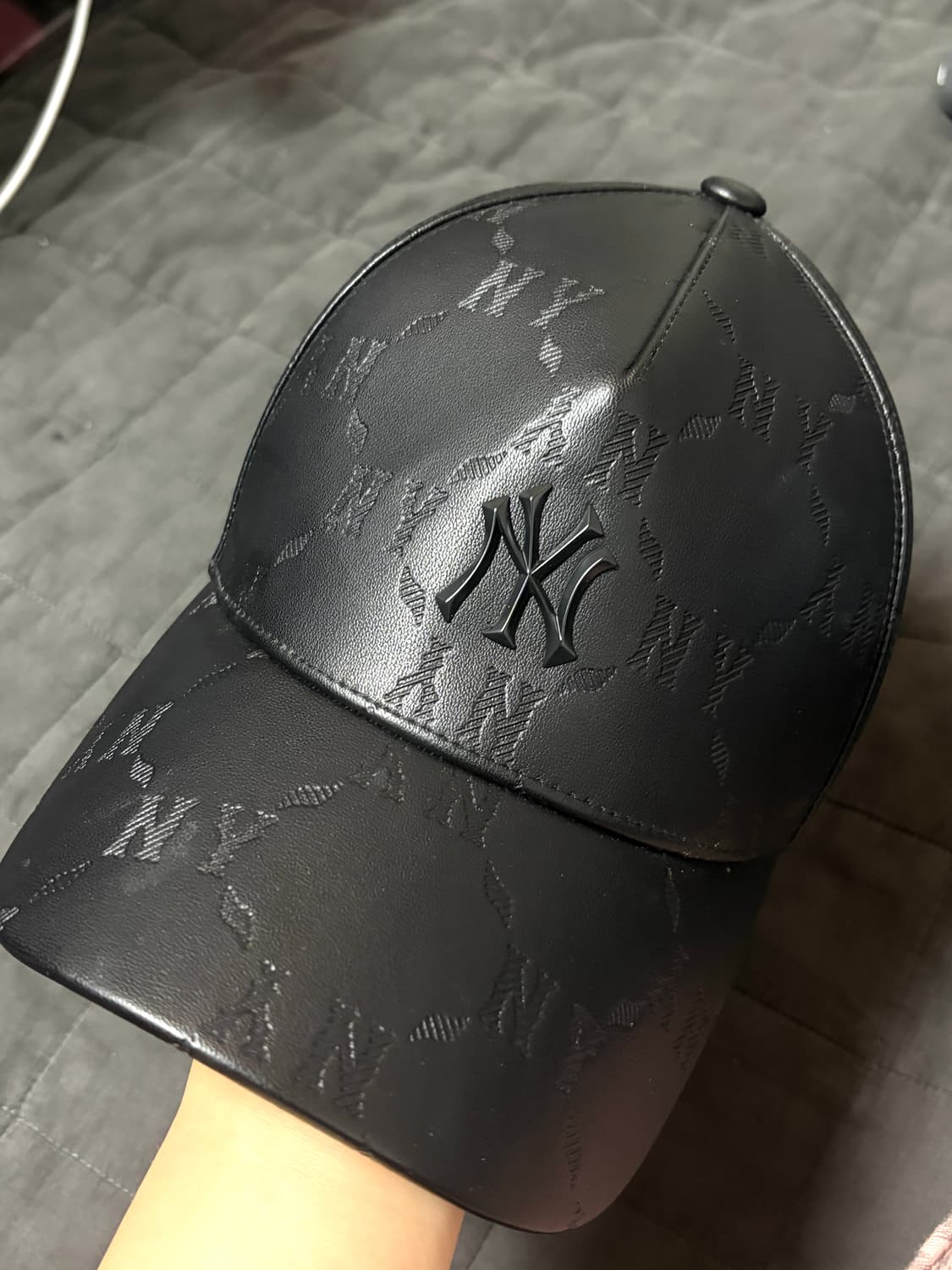 MLB 엠엘비 올블랙 모노그램 볼캡 뉴에라 레더 상품이미지2