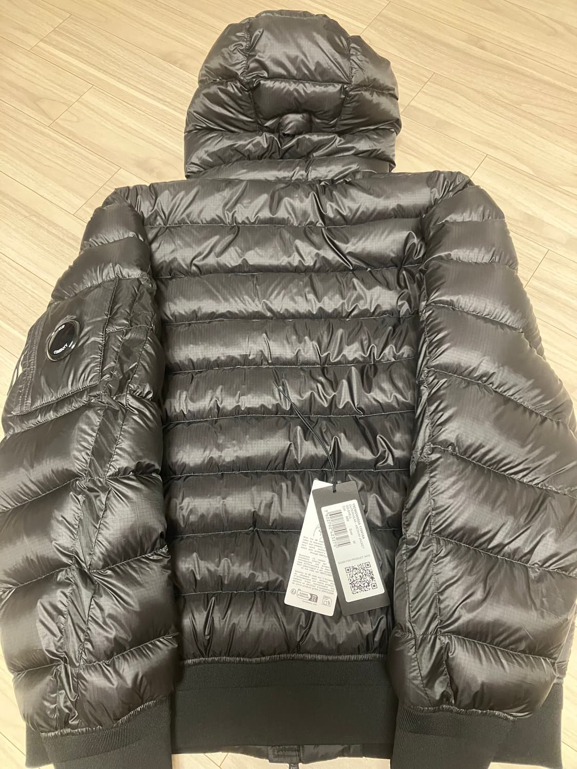 CP컴퍼니 DD쉘 다운 자켓 블랙M 상품이미지2