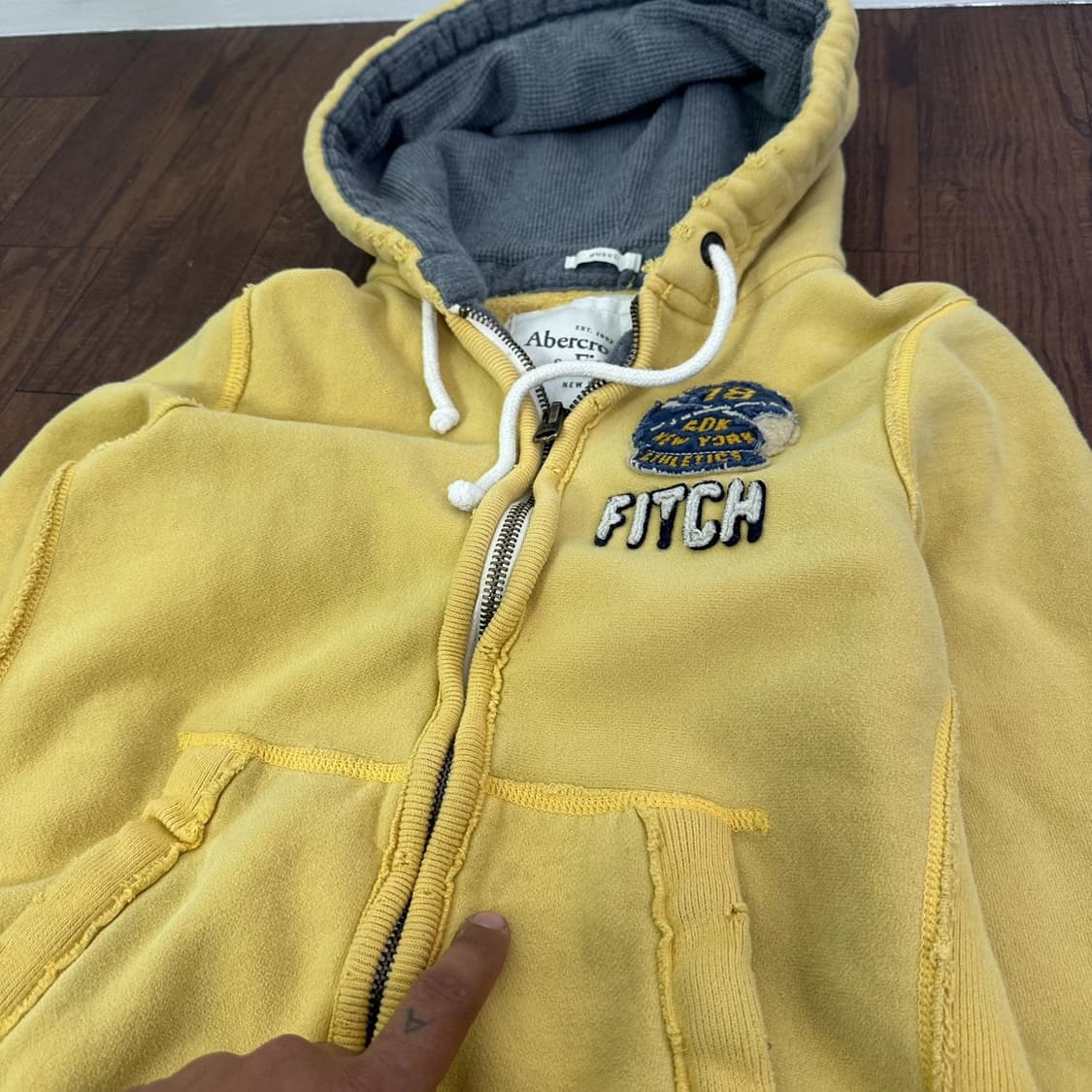 아베크롬비 앤 피치 빈티지 옐로우 후드 집업 상품이미지2