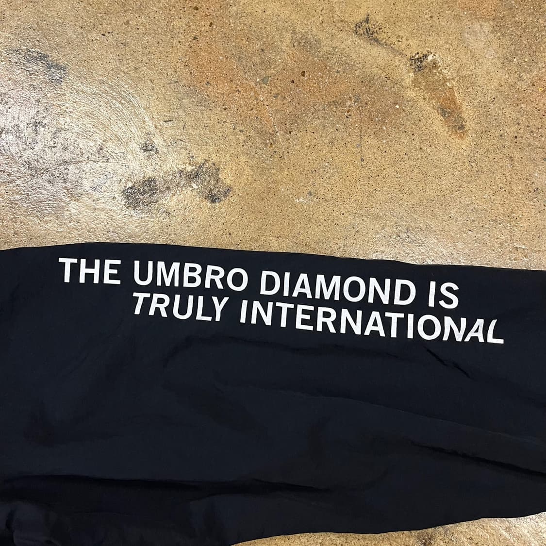 [정품/90] 엄브로 블랙 풀오버 웜업 b14 상품이미지8