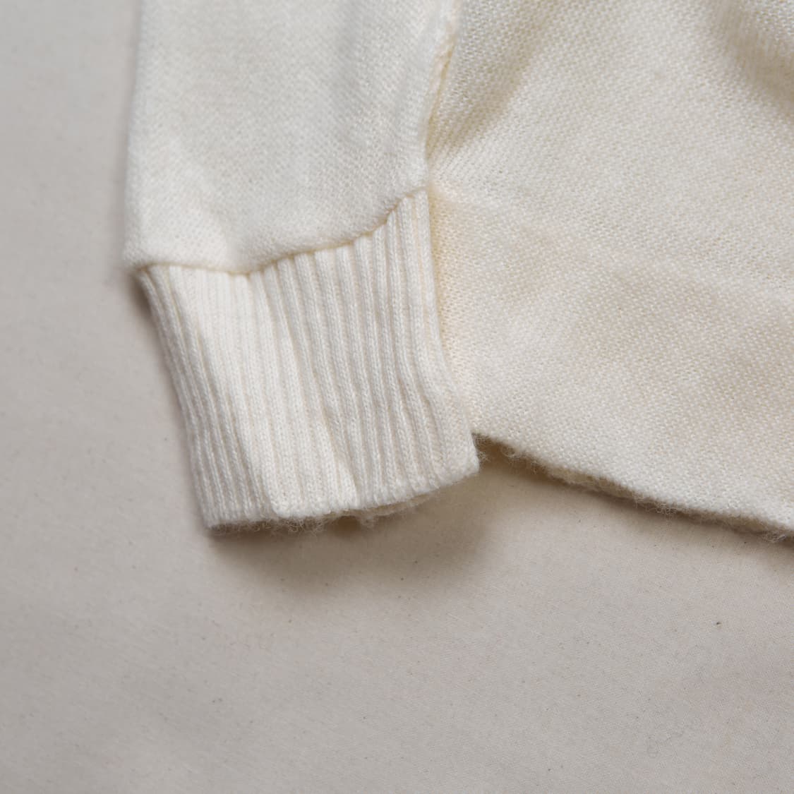 80s IZOD 라코스테 아크릴 가디건 화이트 상품이미지5