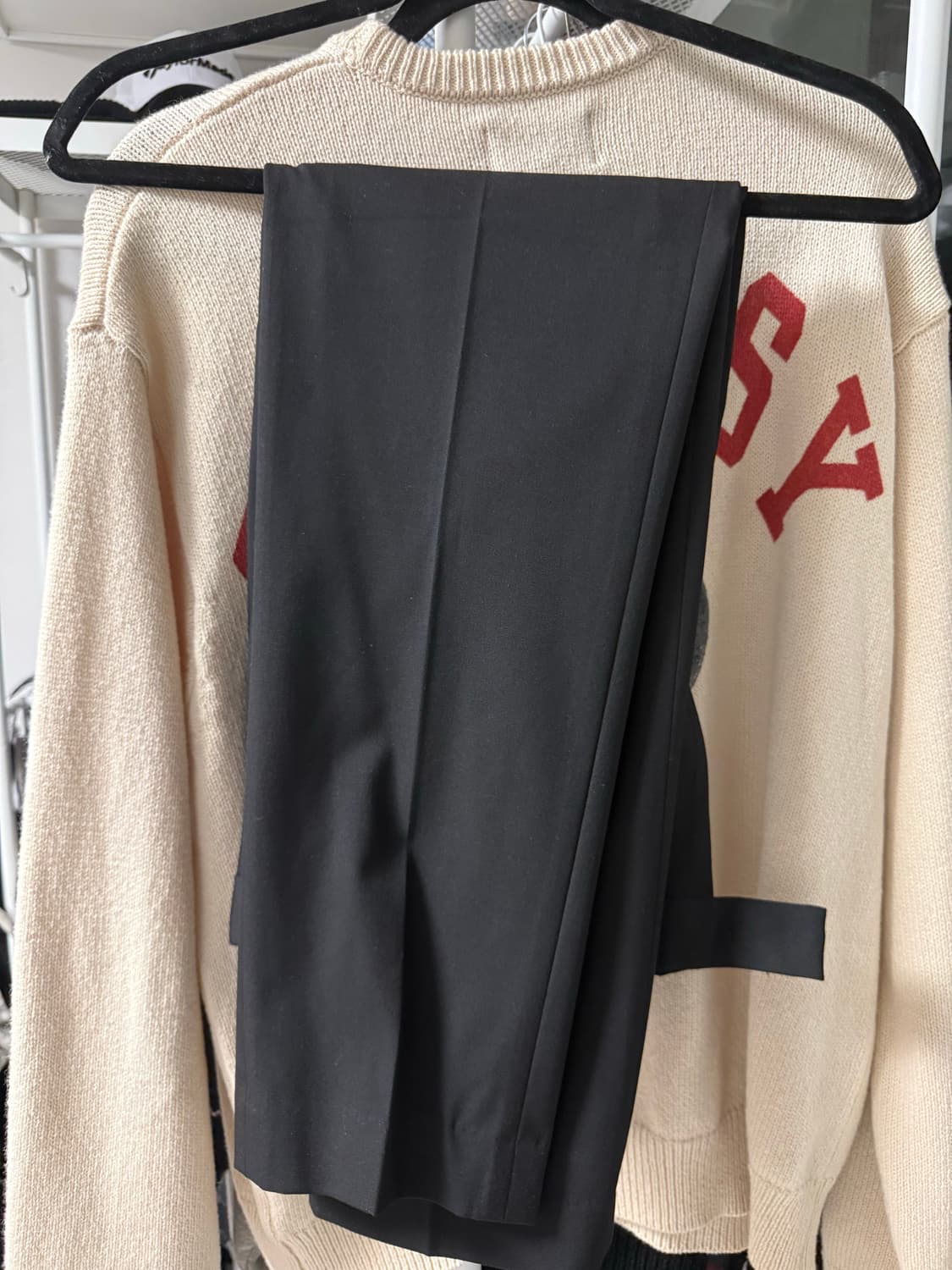 무신사 스탠다드 테이퍼드 크롭 슬랙스 블랙 34 새상품 상품이미지3