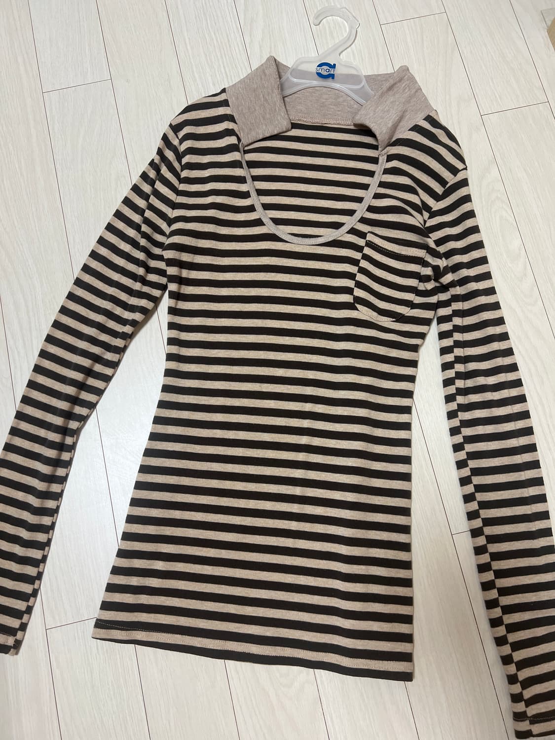 스트라이프 롱슬리브 상품이미지1