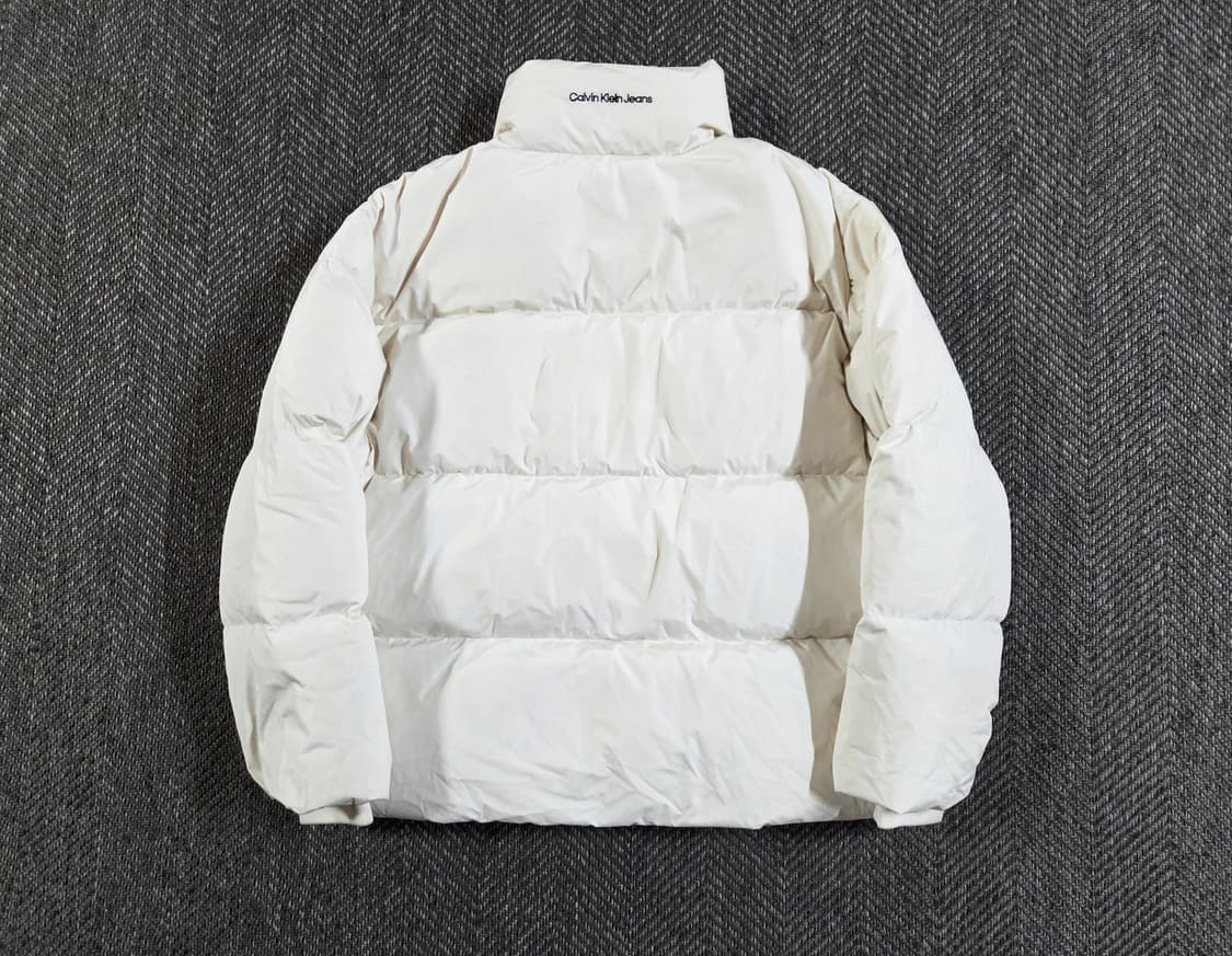 캘빈 클라인 CK 아이보리 푸퍼 숏패딩 상품이미지2
