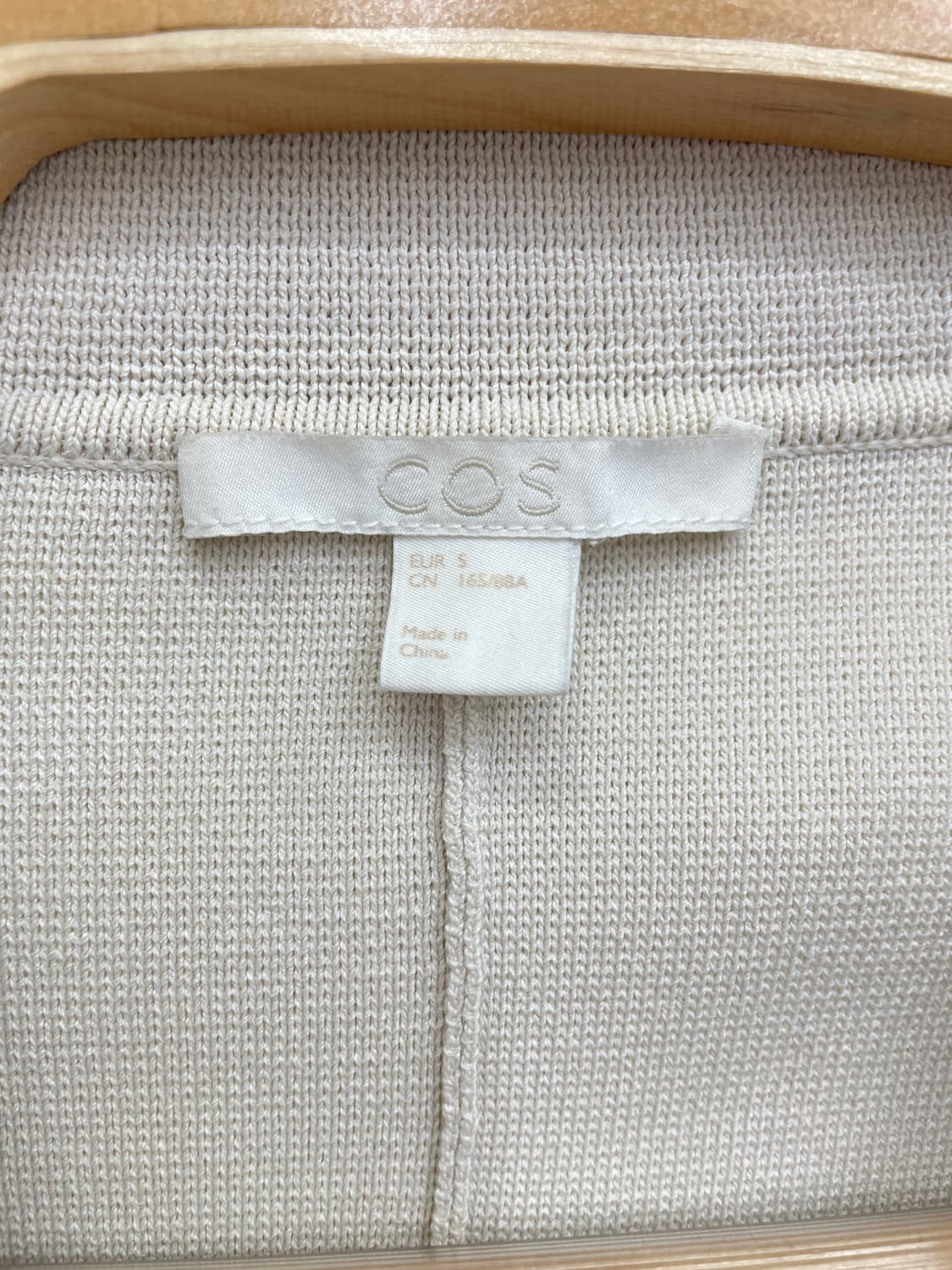 코스(COS) 카라 히든 지퍼 니트 가디건 자켓 상품이미지8