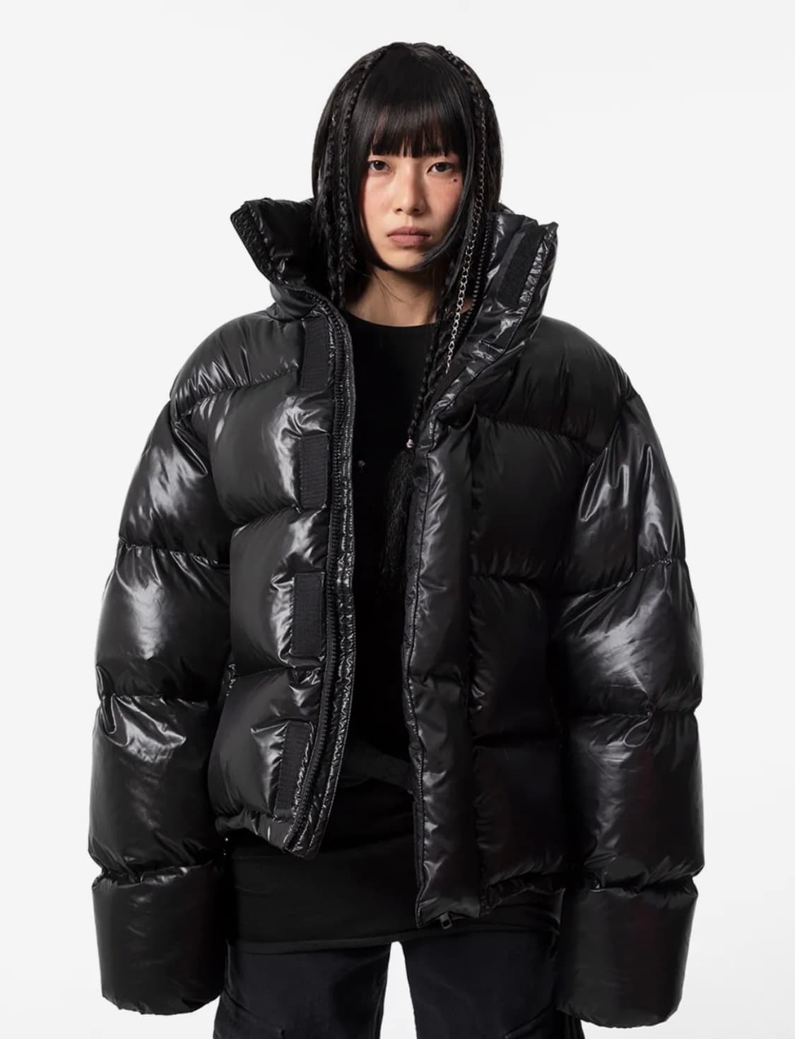 EMBROIDERED OVERSIZE PUFFER JACKET BLACK 상품이미지1