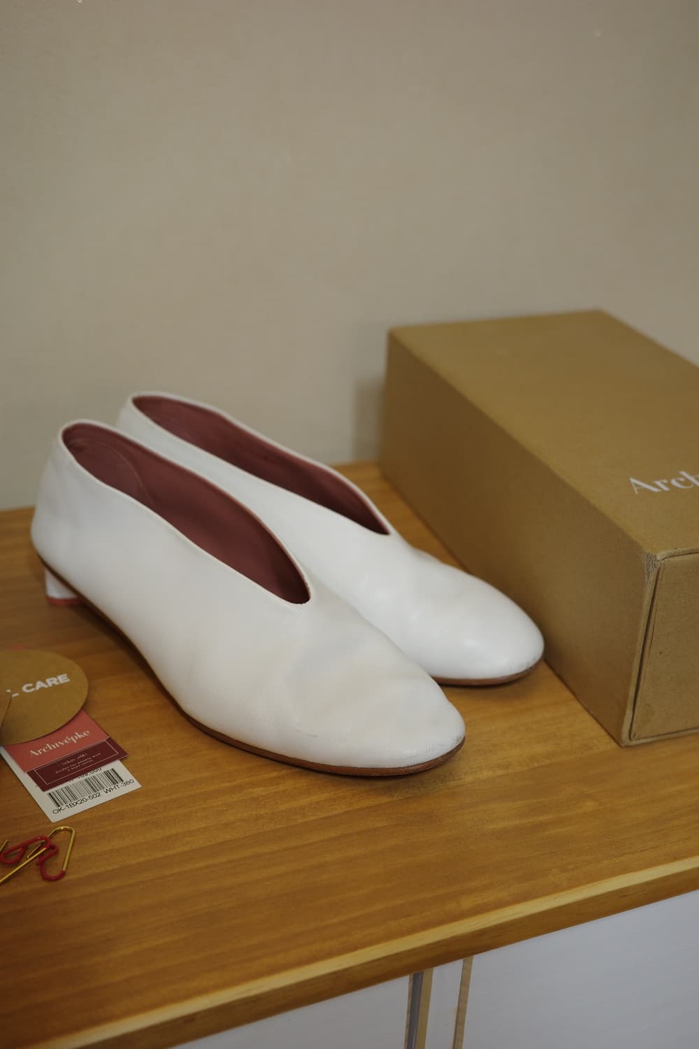 아카이브앱크 화이트 구두 250mm 상품이미지1