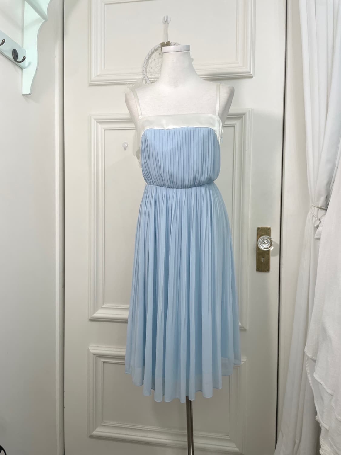 sky blue pleats satin point opc(size-7) 상품이미지1