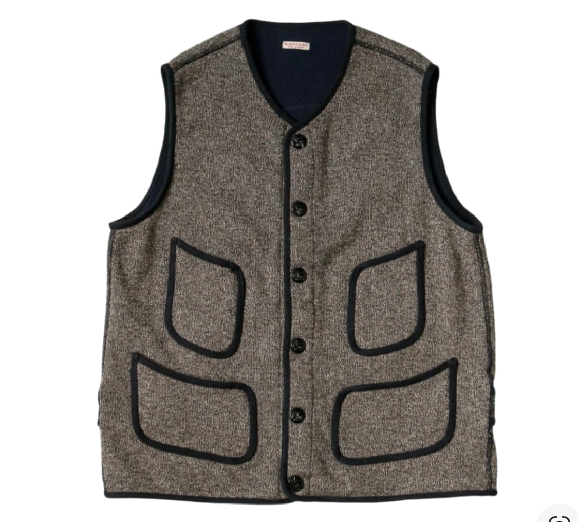 캐피탈 비치 플리스 비치 베스트 차콜 4사이즈 팔아요 상품이미지1