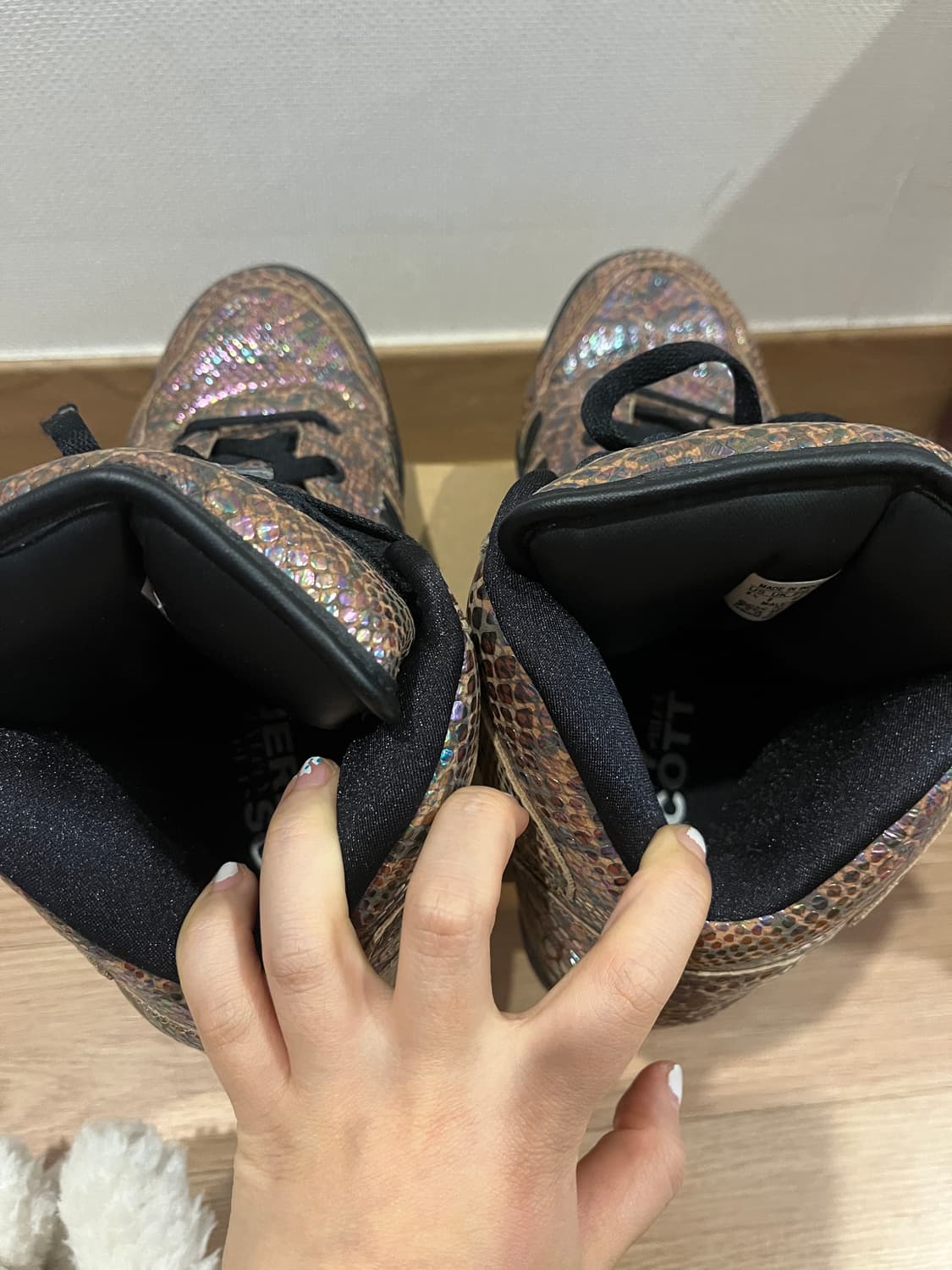 아디다스 레제미스캇 인스틴트 하이 상품이미지5