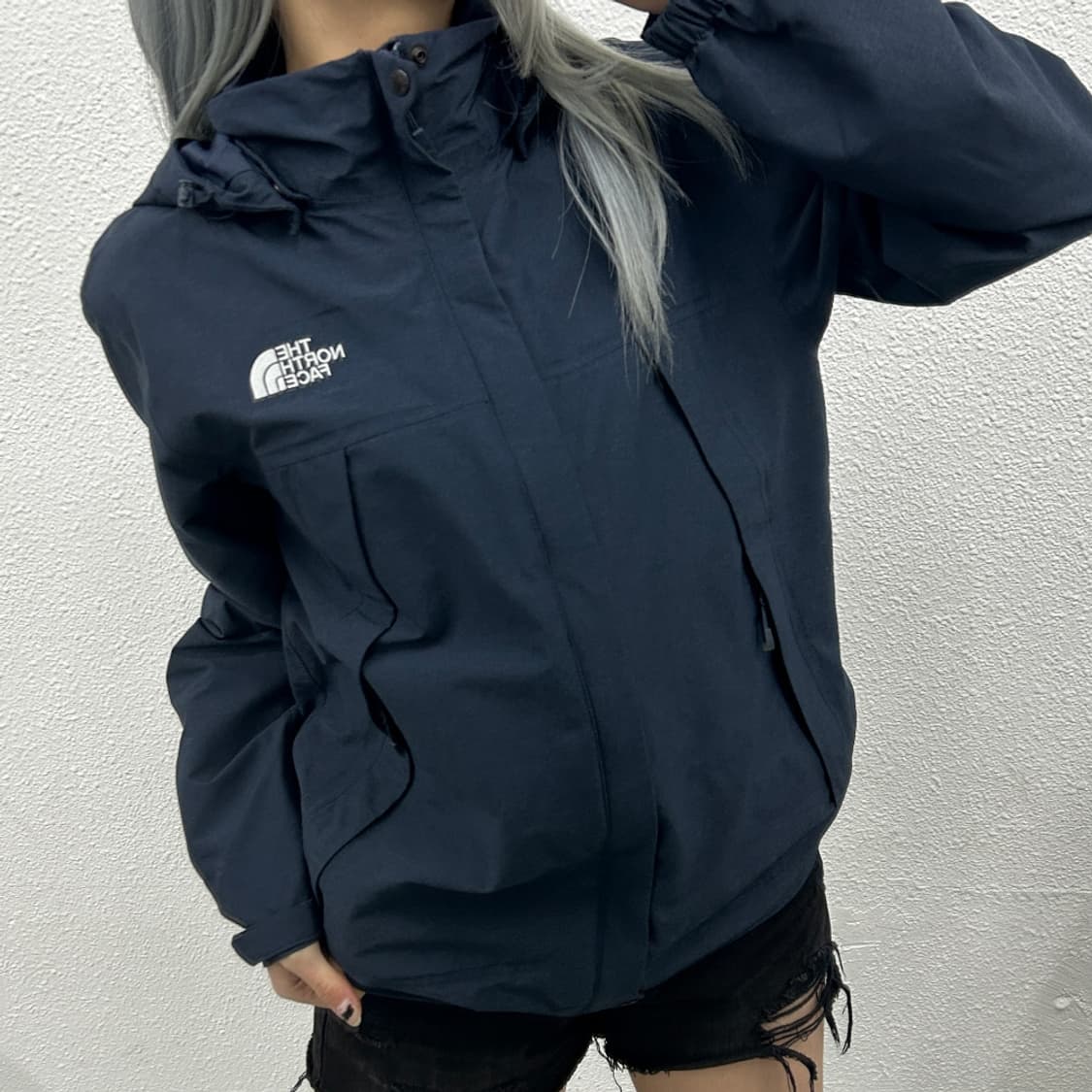 노스페이스 로고 딥네이비 후드 바람막이 95 상품이미지2