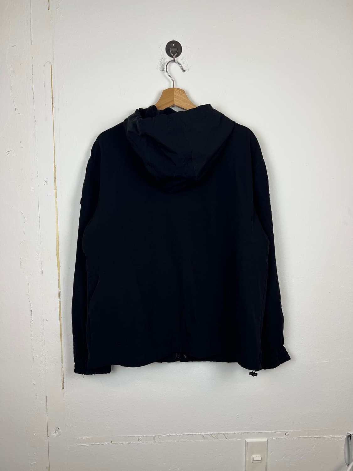 에디바우어 블랙 바람막이 XL 상품이미지2