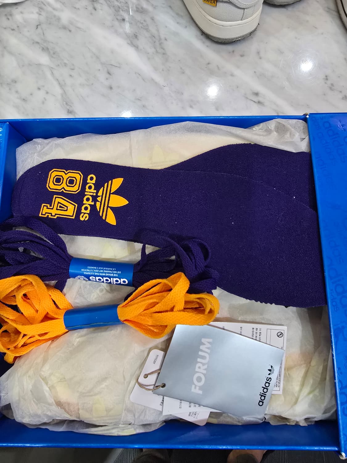 극미중고 아디다스 포럼 하이 LA레이커스 입니다 280 상품이미지8