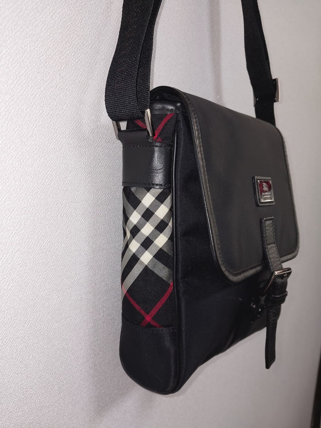 버버리 블랙라벨 나일론 숄더백 크로스백 상품이미지5