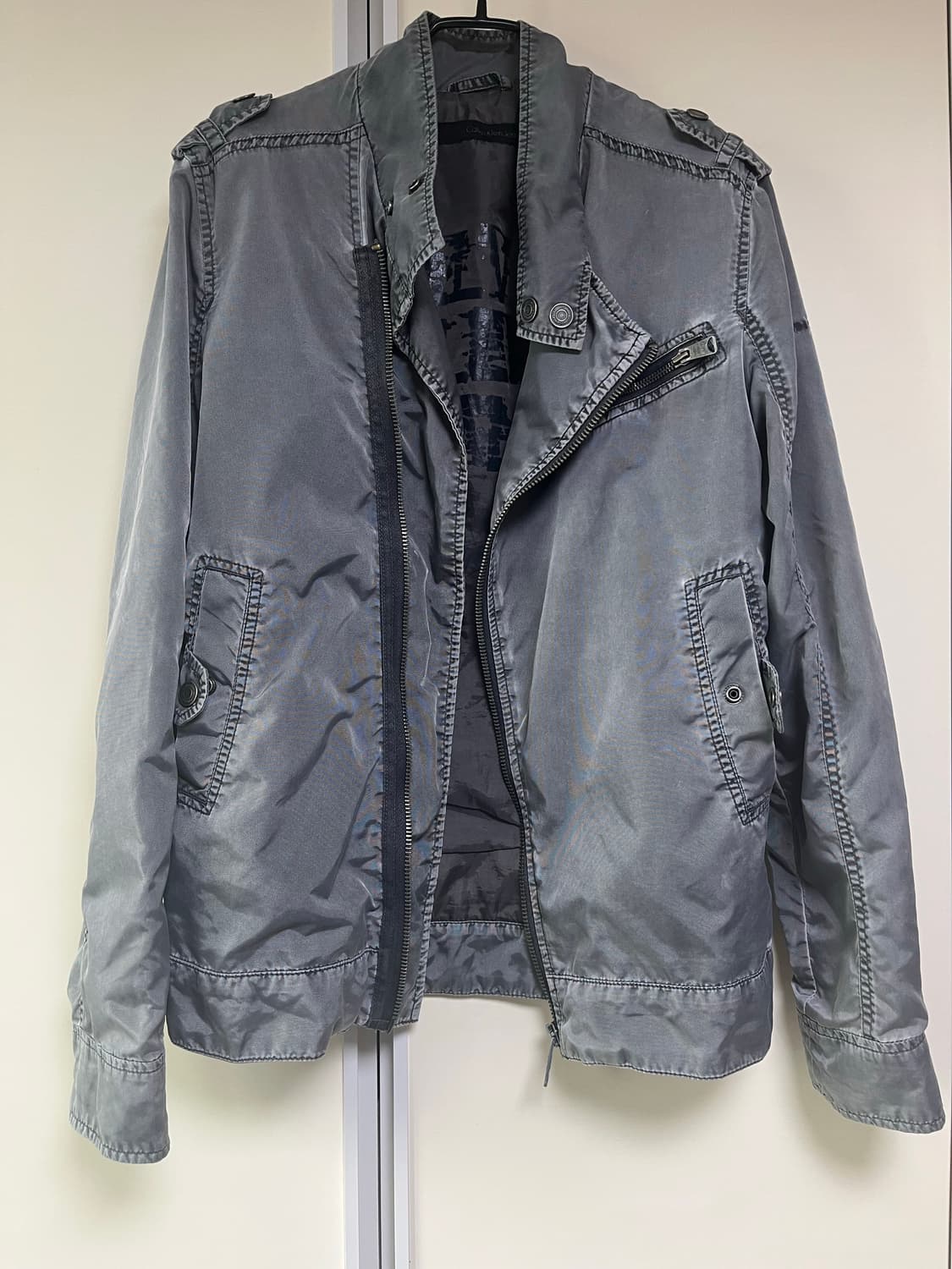 calvin klein jeans M 상품이미지1