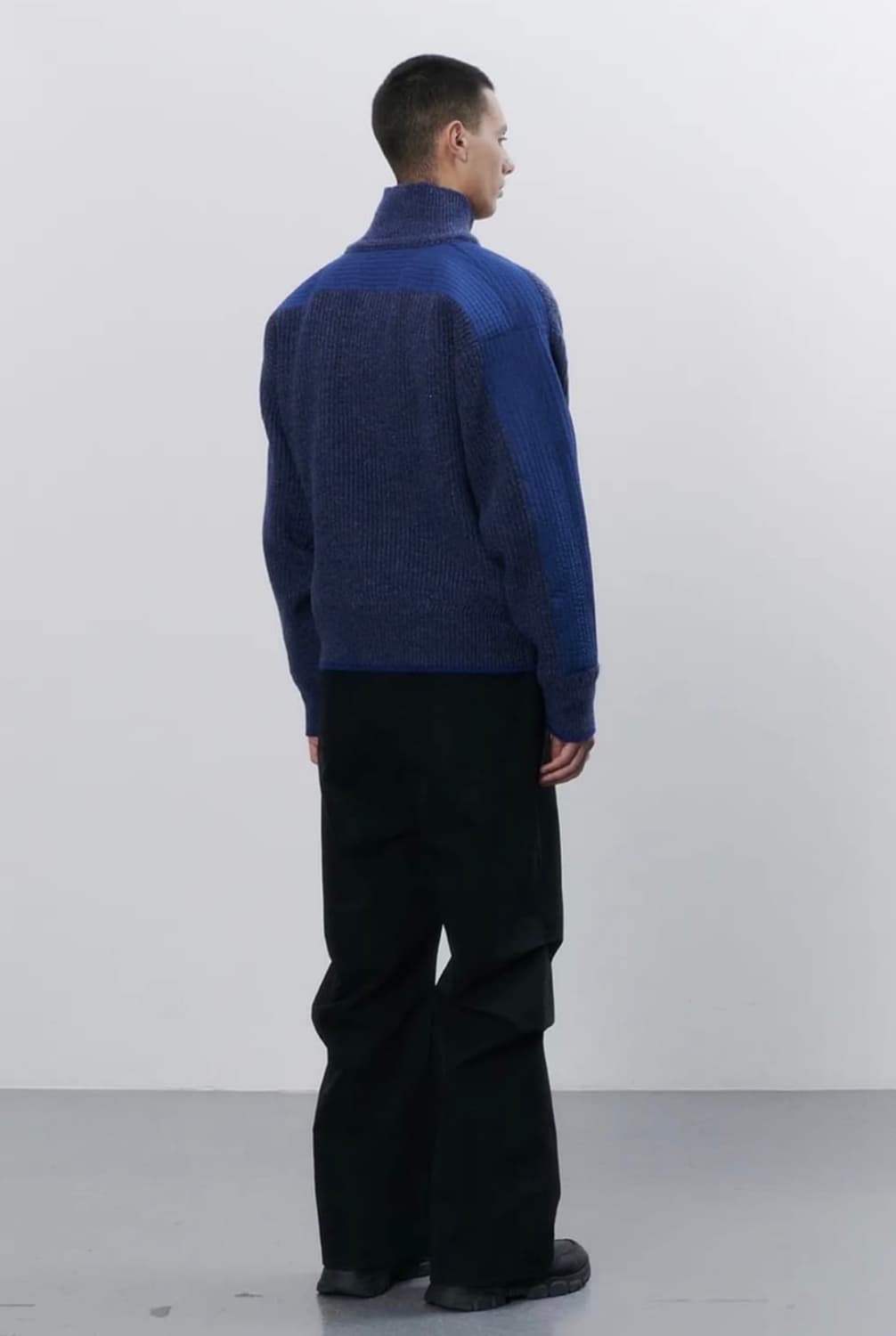 HGBB STUDIO 로얄 블루 니트 패디드 자켓 Lsize 상품이미지3