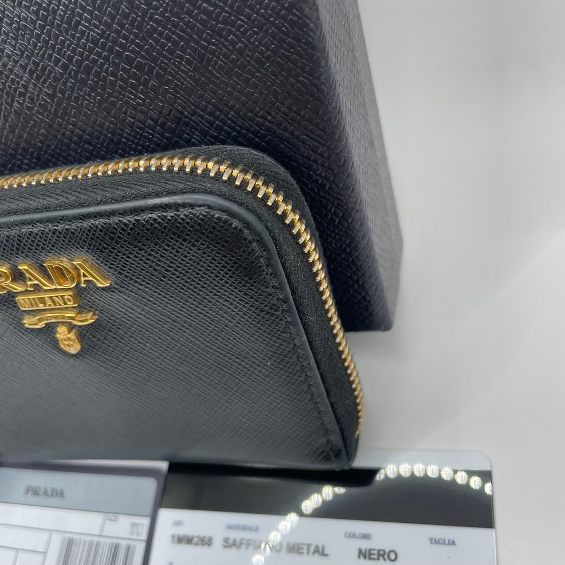 프라다 사피아노 지퍼 카드지갑 상품이미지4