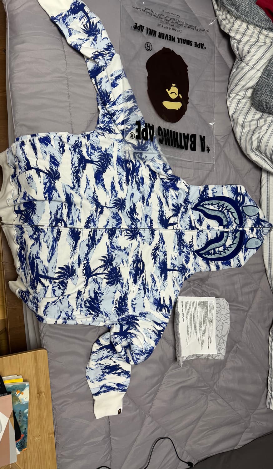 베이프 샤크 후드집업 팜트리 상품이미지1