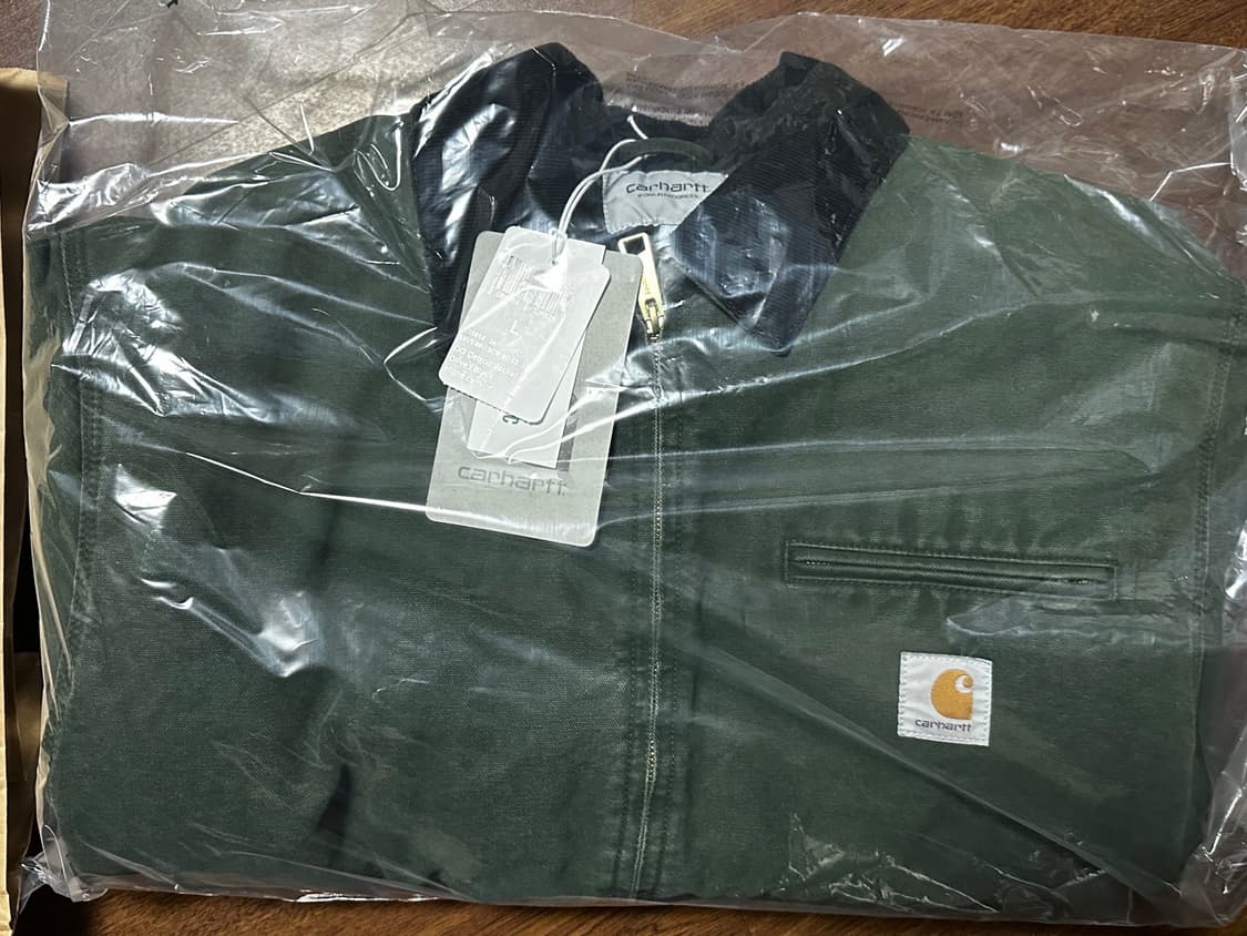 칼하트 올리브 디트로이트 L 미개봉 새상품 상품이미지2