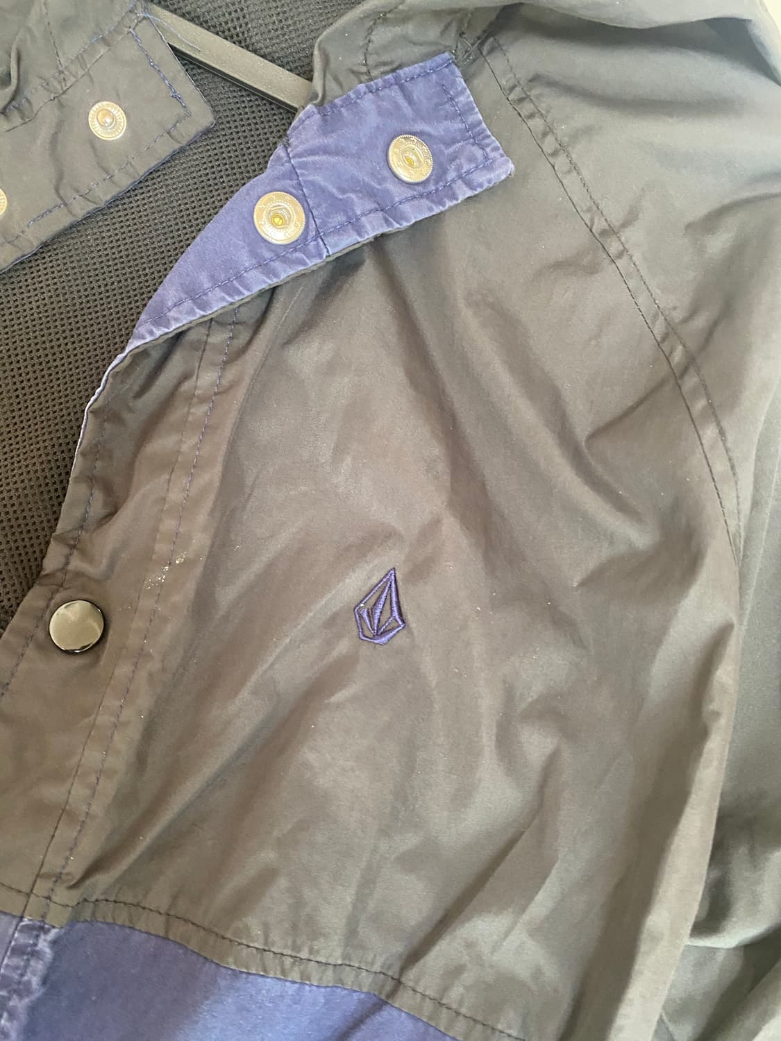 볼컴 바람막이 상품이미지2