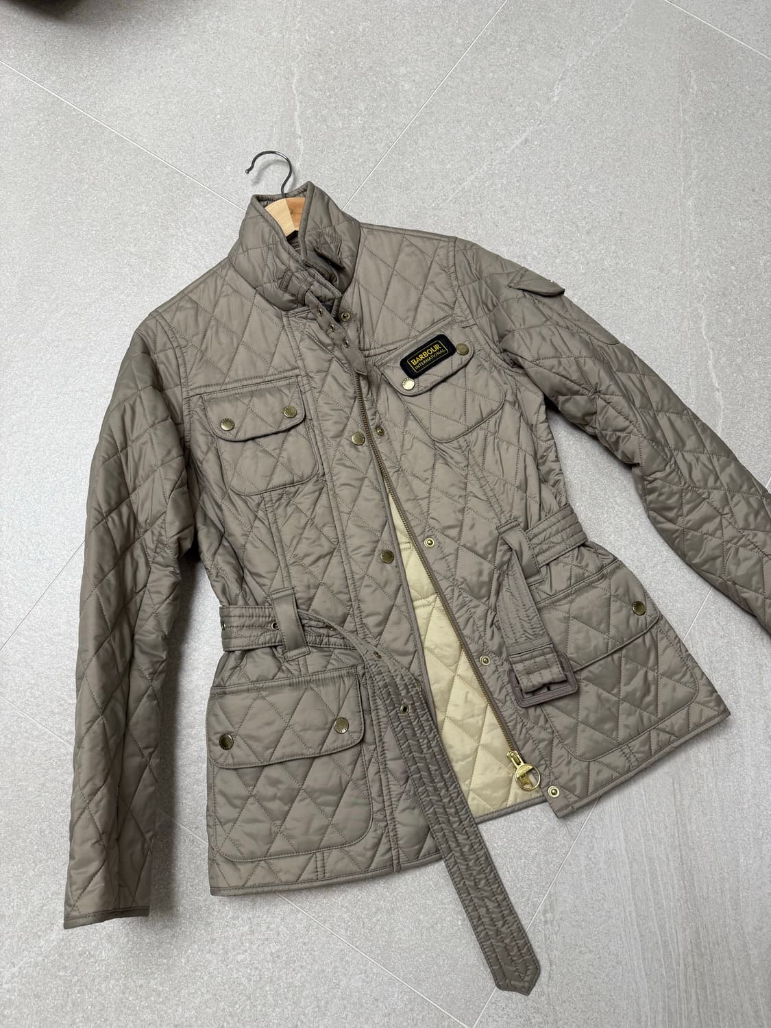 바버 인터내셔널 퀼팅 자켓 S(85) 상품이미지1