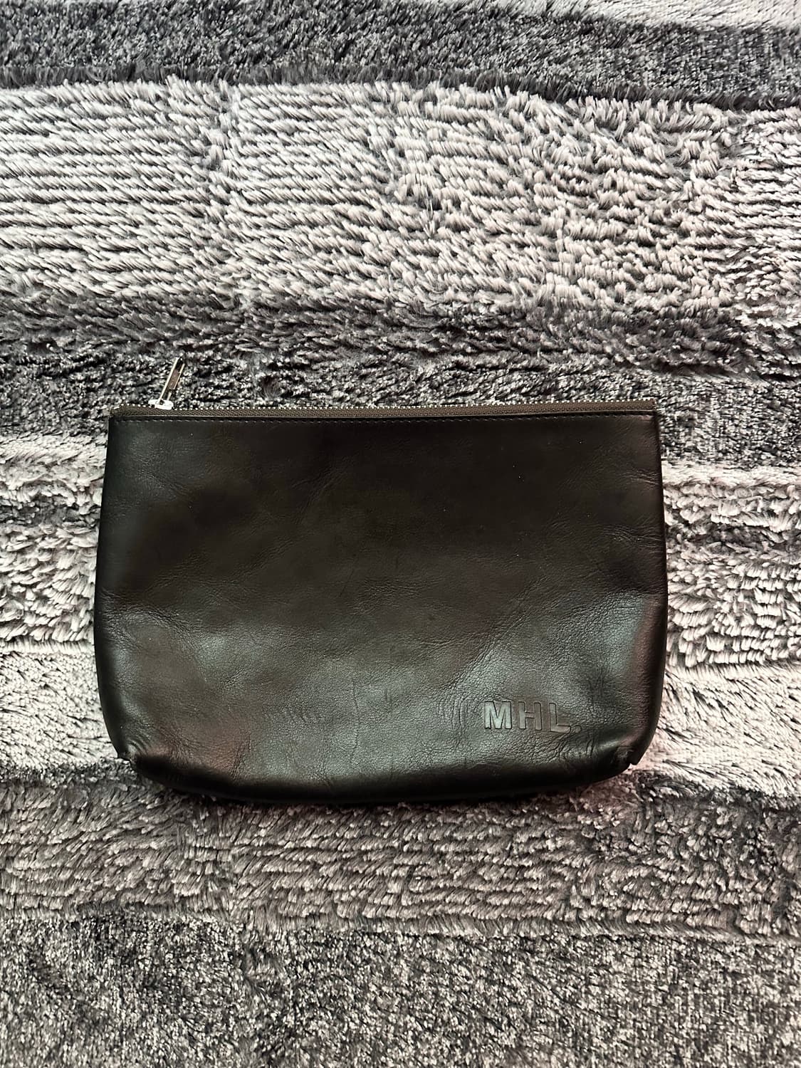 마가렛호웰 레더 파우치 블랙 상품이미지1