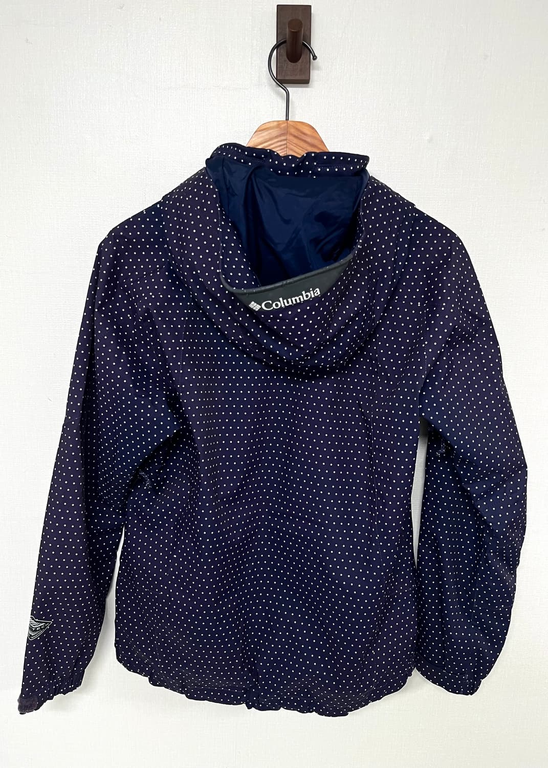 컬럼비아 도트 땡땡이 바람막이 상품이미지2