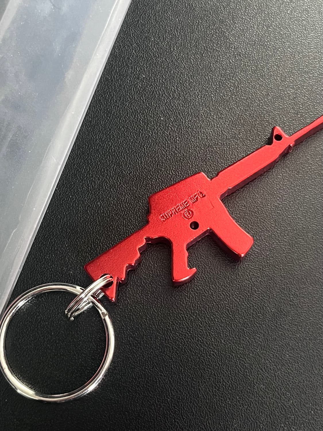 14FW 슈프림 m16 보틀 오프너 키체인 레드 상품이미지7